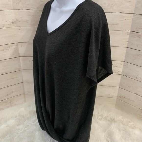 Tangerine Ladies Twisted Front Top Sz Med - Picture 2 of 5